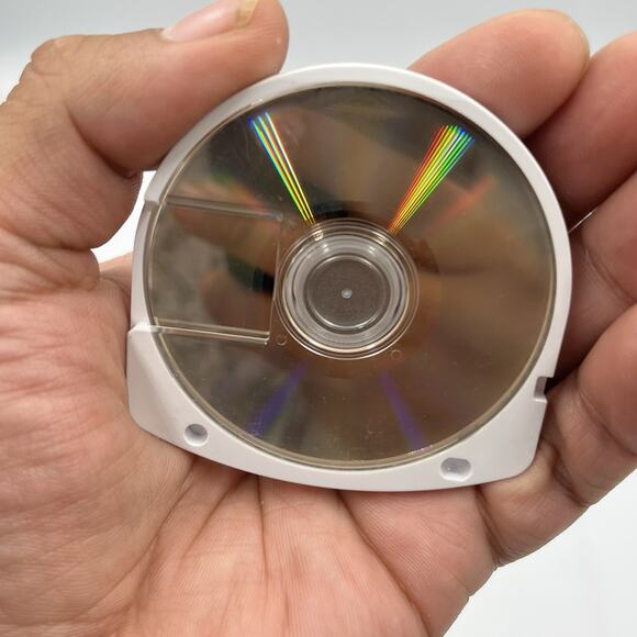 Sampler Disc Volume 1 - Sony Playstation Portable PSP Tested Authentic - Picture 3 of 3